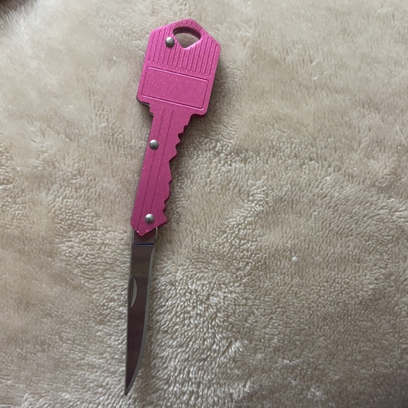 Pink Key knife - Picture 2 of 2